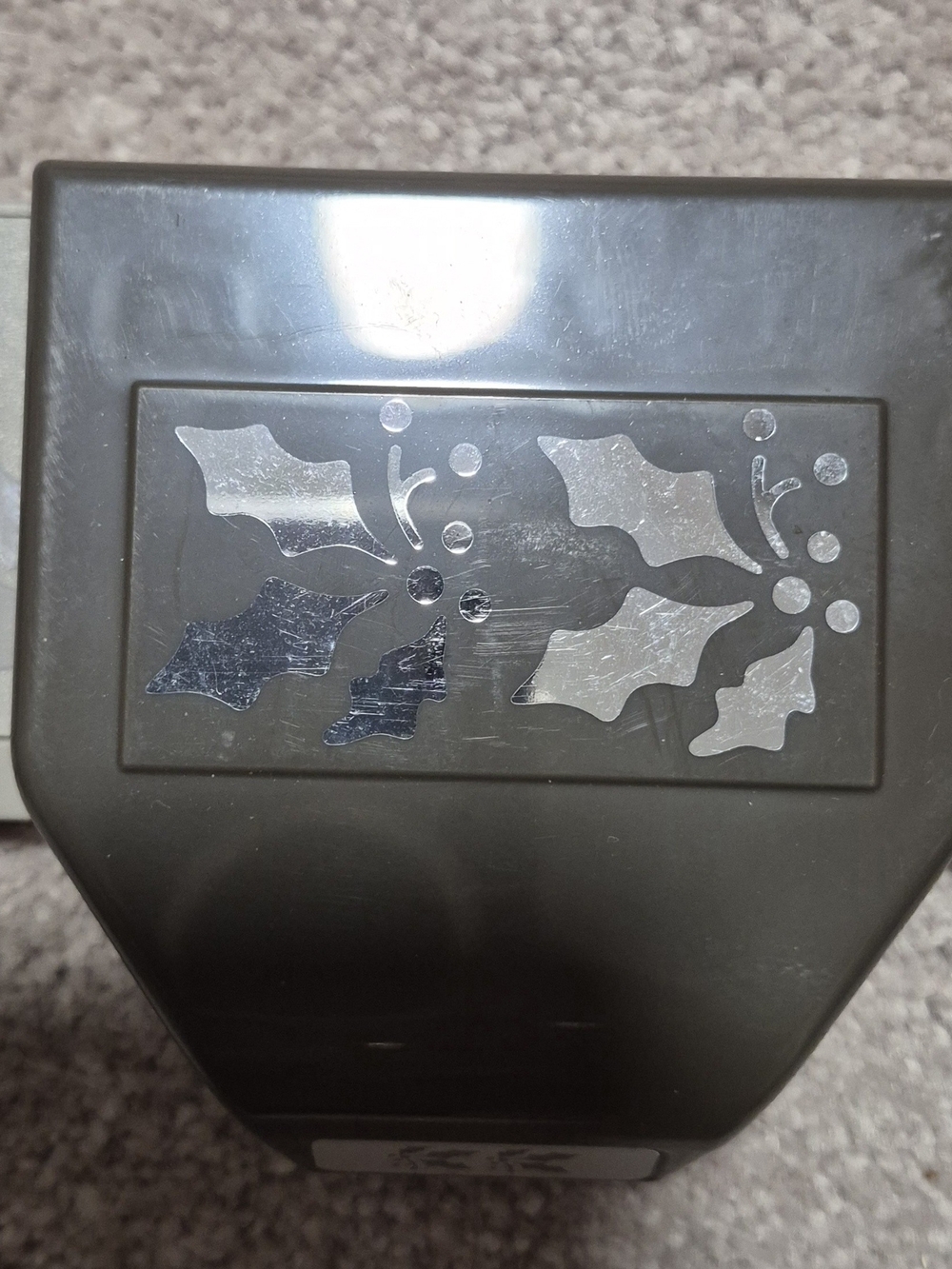 Stampin' Up! Tree and Holly Punches in Gray/Silver - Picture 3 of 5